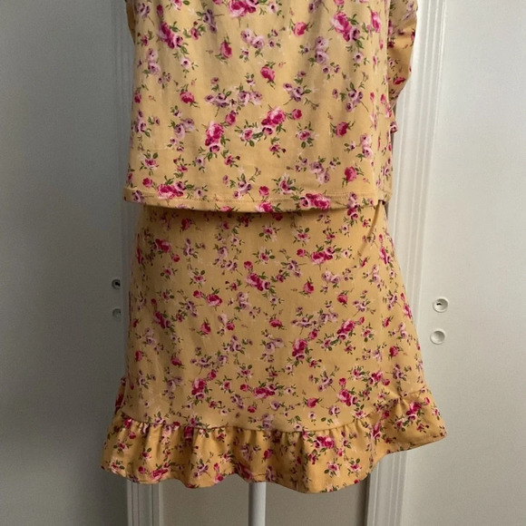 Two-Piece Tank Top Ruffle Skirt Set ๐ - Picture 7 of 7